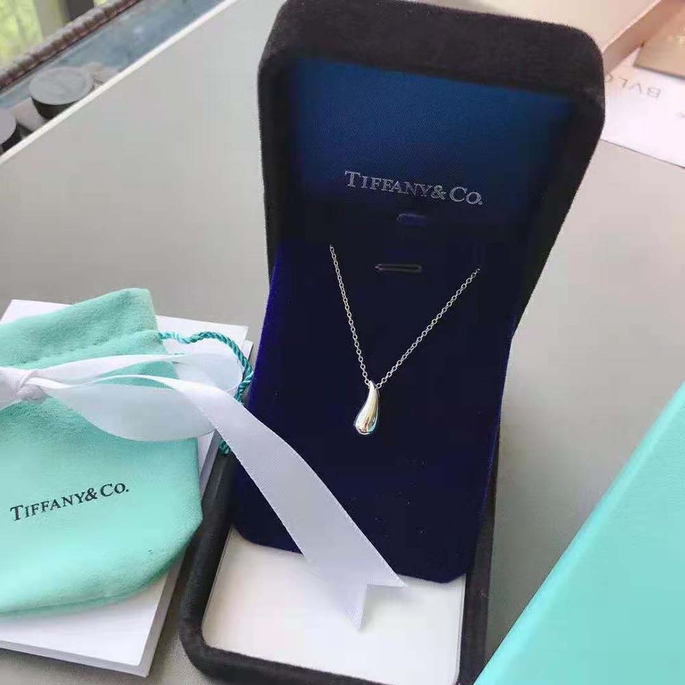 Tiffany T Teardrop Pendant in Sterling Silver (5)