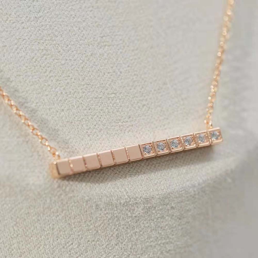 Chopard Women Ice Cube Necklace in Rose Gold (5)