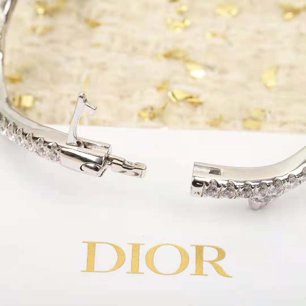 Dior Women Bois De Rose Bracelet White Gold and Diamonds (7)