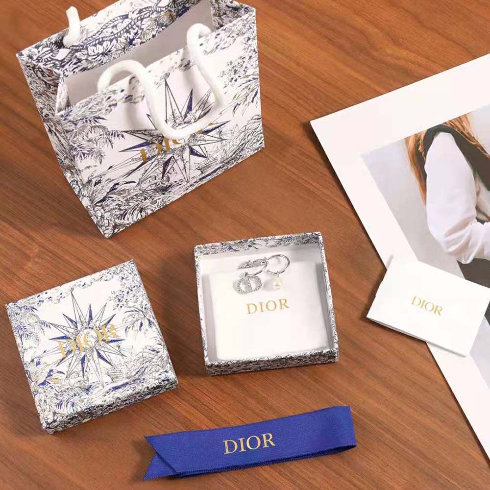 Dior Women Petit CD Earrings Silver-Finish Metal with a White Resin Pearl and Silver-Tone Crystals (4)