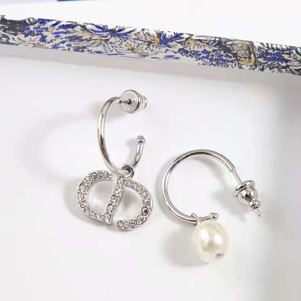 Dior Women Petit CD Earrings Silver-Finish Metal with a White Resin Pearl and Silver-Tone Crystals (7)