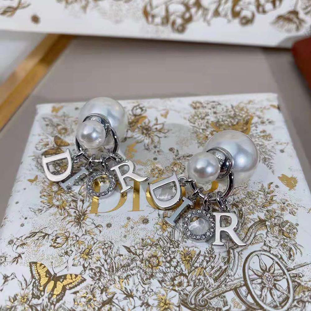 Dior Women Tribales Earrings Silver-Finish Metal with White Resin Pearls and White Crystals (3)