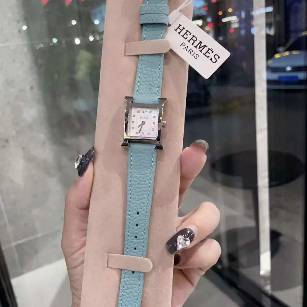 Hermes Women Heure H Watch Small Model Quartz Movement 25 mm in Steel (2)