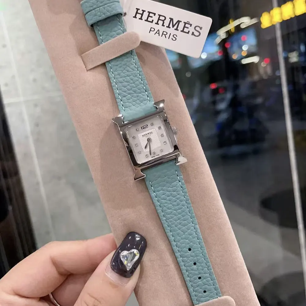 Hermes Women Heure H Watch Small Model Quartz Movement 25 mm in Steel (3)