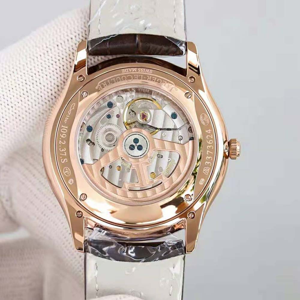 Jaeger-LeCoultre Men Master Ultra Thin Automatic Winding 39 mm in Pink Gold and Diamonds (9)