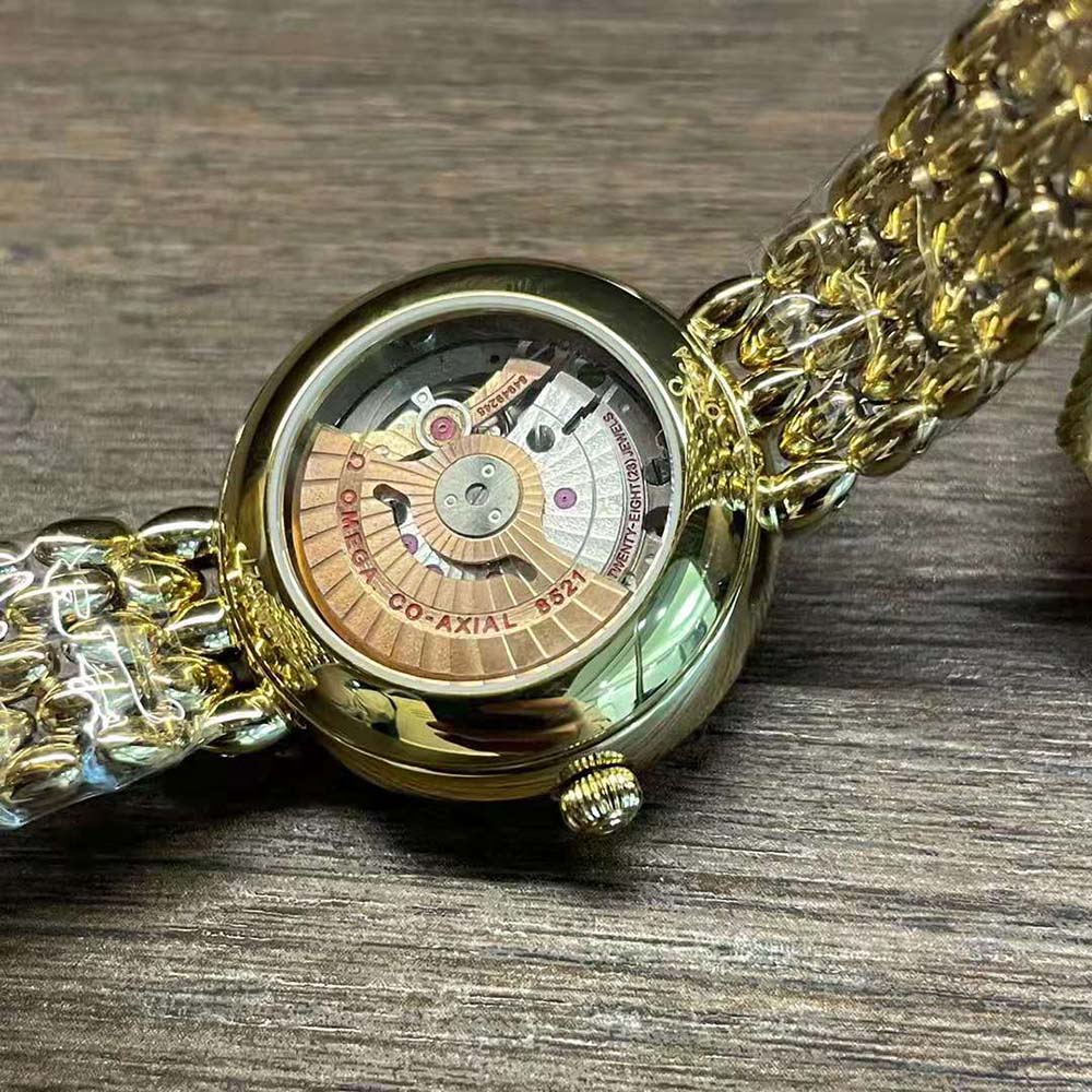 Omega Women De Ville Prestige Co‑axial Chronometer 32.7 mm in Yellow Gold (9)
