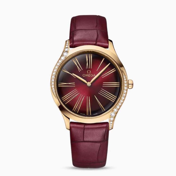 Omega Women De Ville Trésor Quartz 36 mm in Moonshine™ Gold-Red (1)