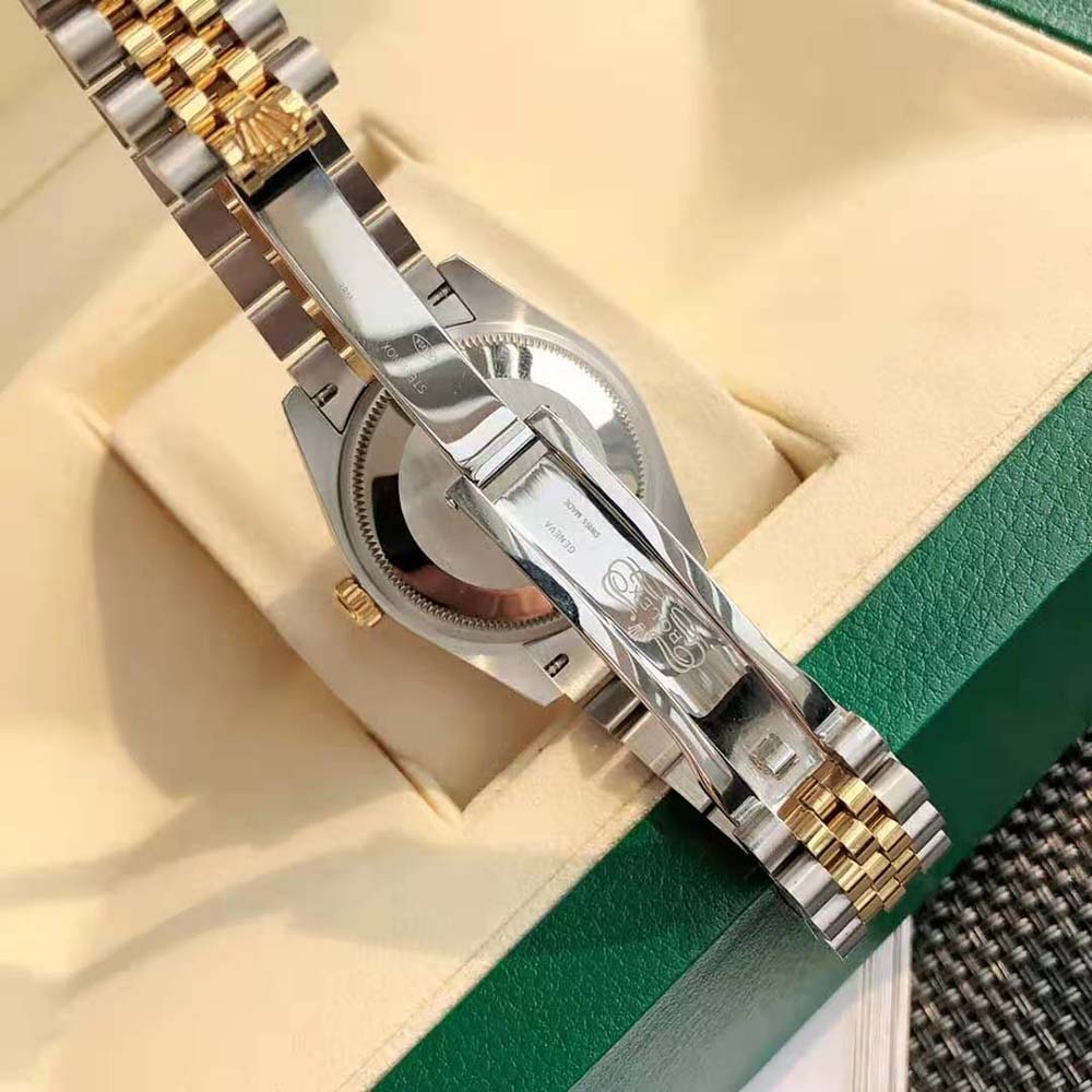 Rolex Men More Datejust Technical Details Oyster 31 mm in Yellow Gold-Green (9)