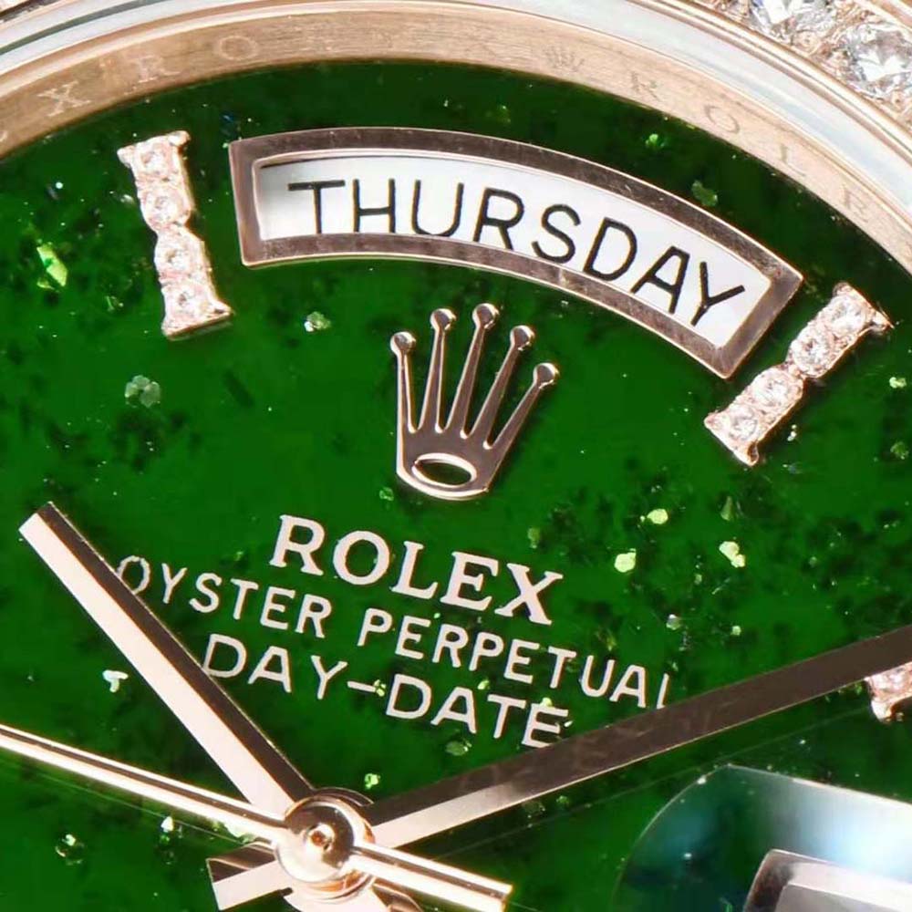 Rolex Men More Day-Date Technical Details Oyster 36 mm in Everose Gold-Green (4)