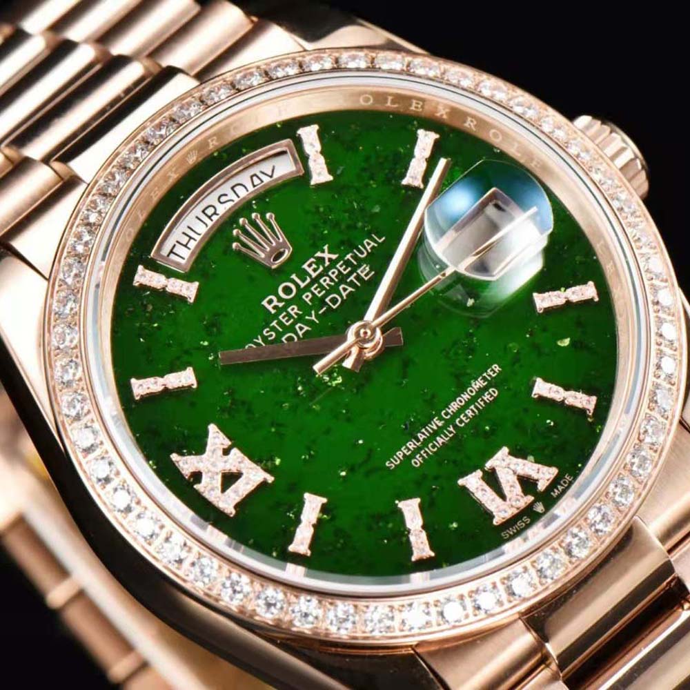 Rolex Men More Day-Date Technical Details Oyster 36 mm in Everose Gold-Green (7)