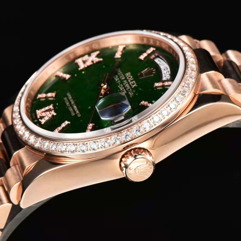 Rolex Men More Day-Date Technical Details Oyster 36 mm in Everose Gold-Green (8)