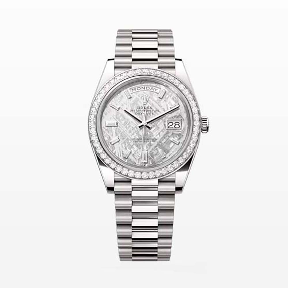  Rolex Men More Day-Date Technical Details Oyster 40 mm in White Gold and Diamonds-Silver