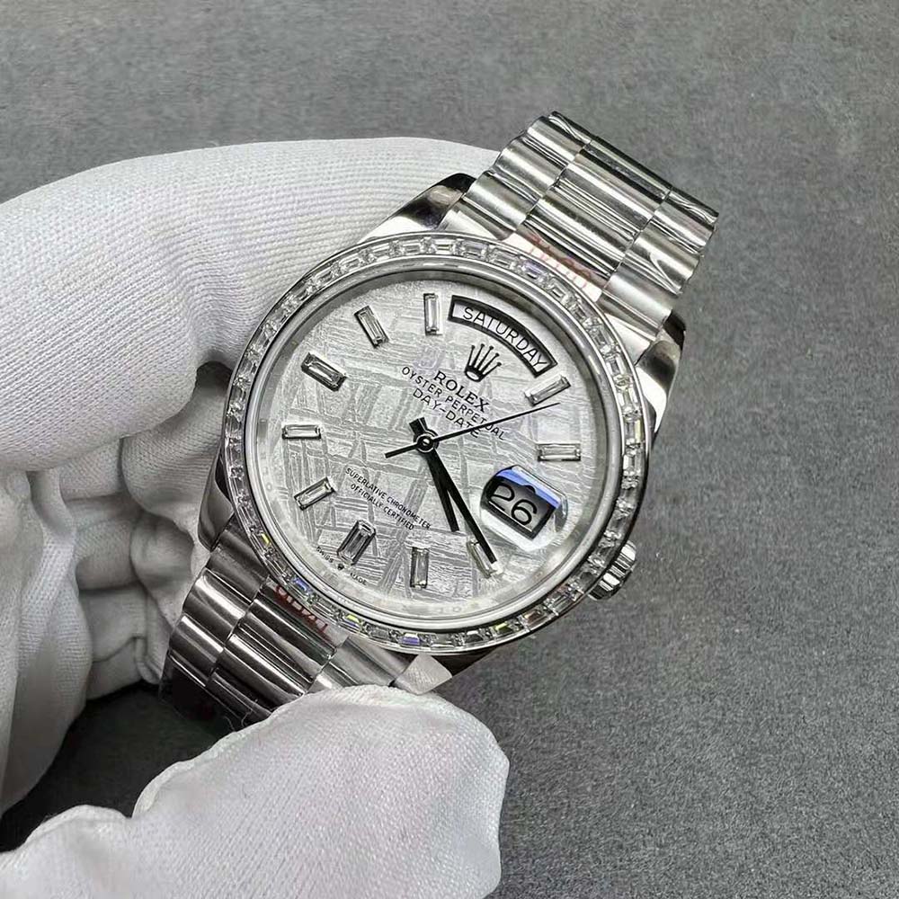 Rolex Men More Day-Date Technical Details Oyster 40 mm in White Gold and Diamonds-Silver (4)