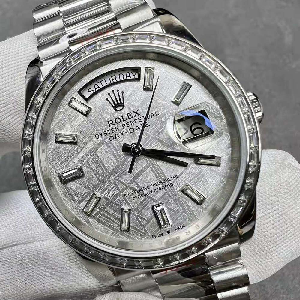 Rolex Men More Day-Date Technical Details Oyster 40 mm in White Gold and Diamonds-Silver (5)