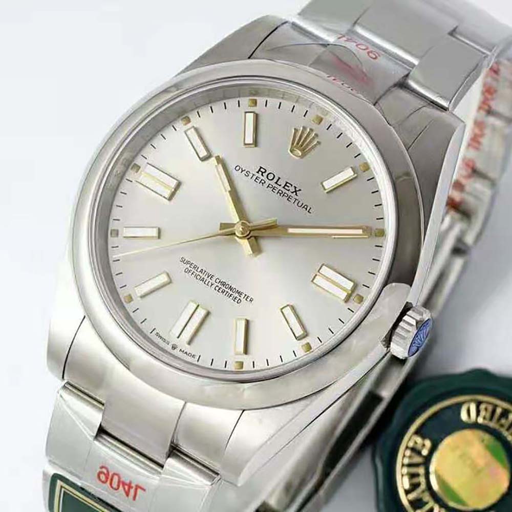 Rolex Men More Oyster Perpetual Technical Details 41 mm in Oystersteel-Beige (4)