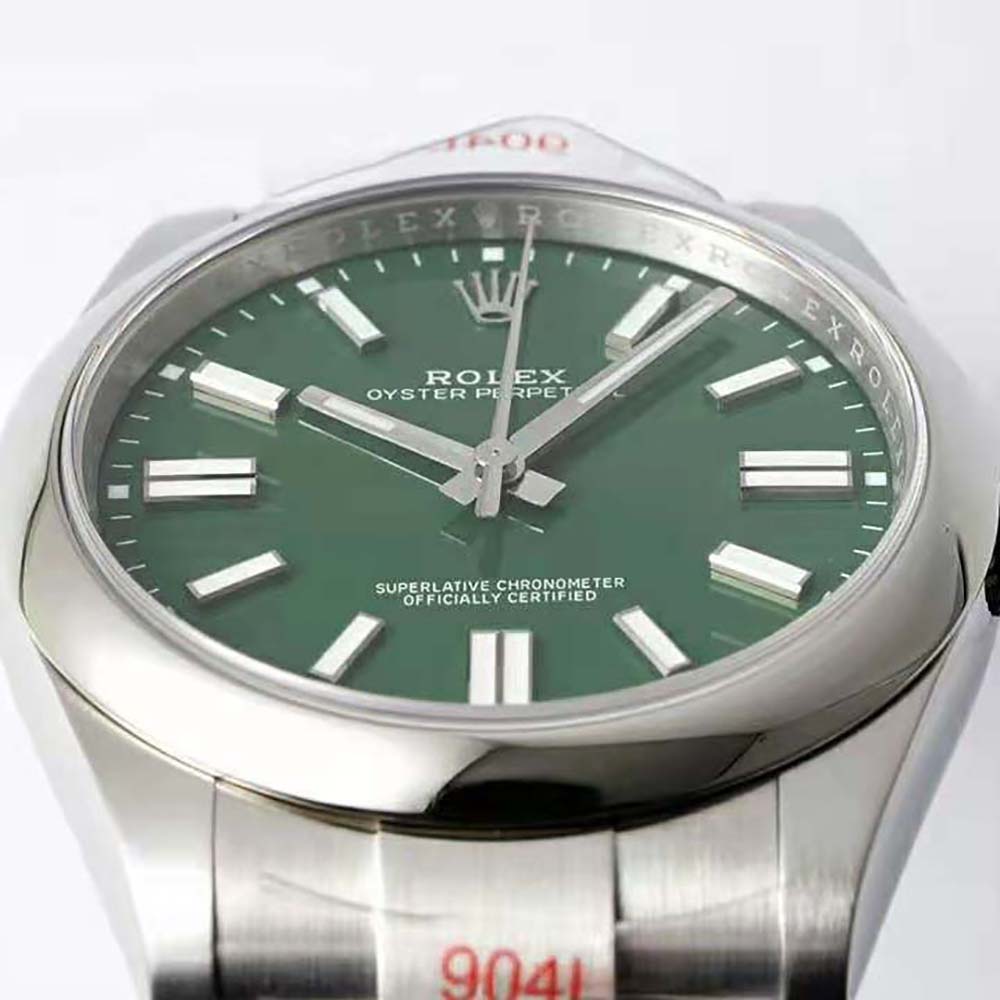 Rolex Men More Oyster Perpetual Technical Details 41 mm in Oystersteel-Green (3)