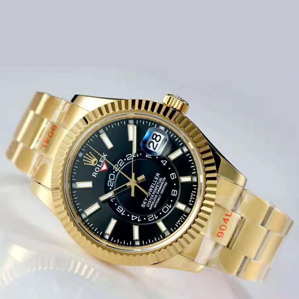 Rolex Men More Sky-Dweller Technical Details Oyster 42 mm in Yellow Gold-Black (6)