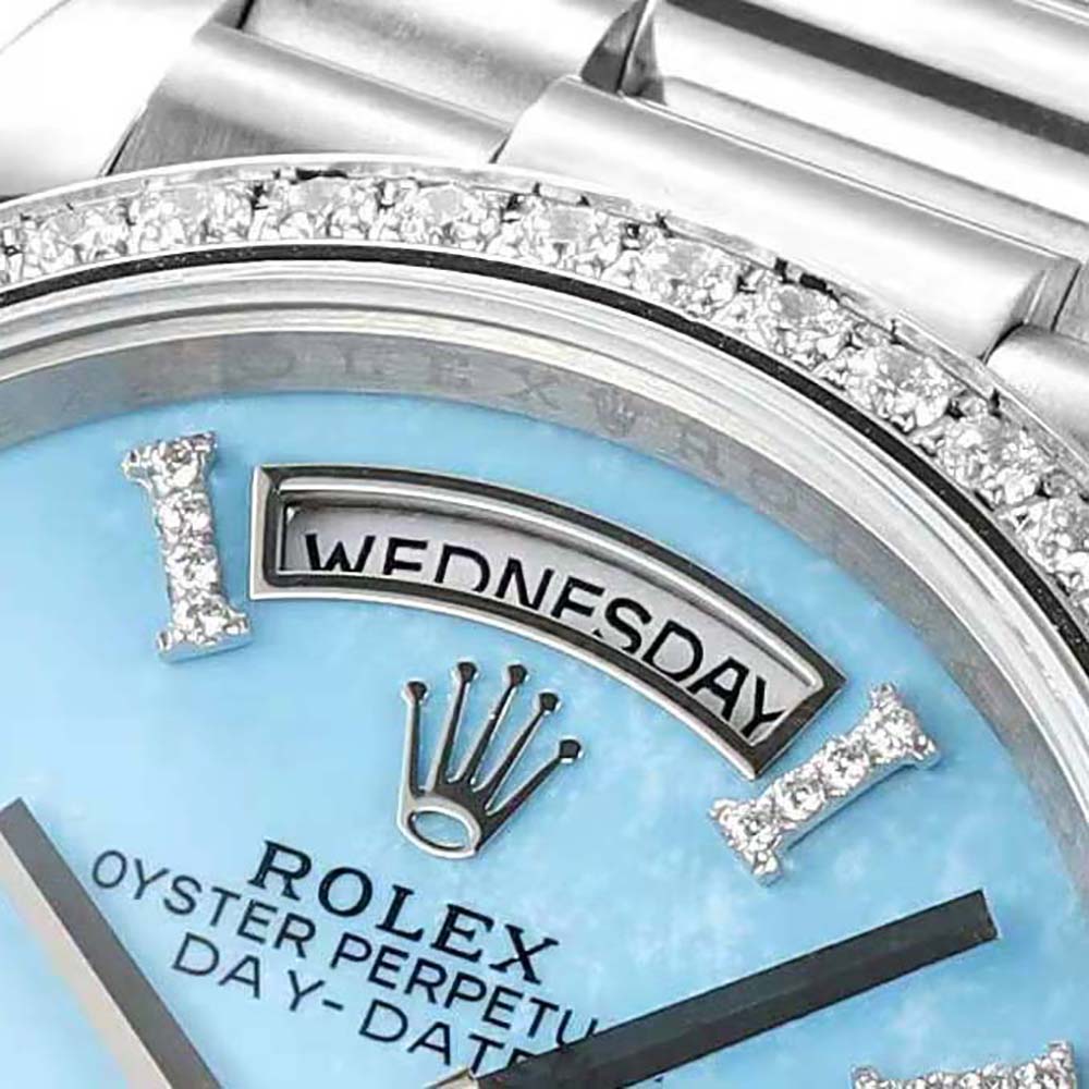 Rolex Women More Day-Date Technical Details Oyster 36 mm in Platinum-Blue (7)