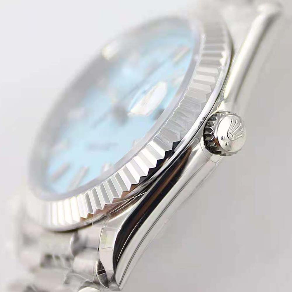 Rolex Women More Day-Date Technical Details Oyster 40 mm in Platinum-Blue (6)