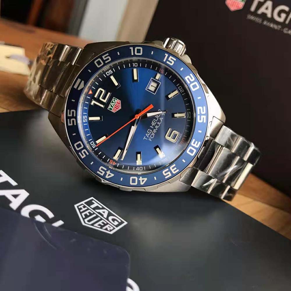 TAG Heuer Men Formula 1 Quartz Watch 43 mm in Stainless Steel-Navy (4)