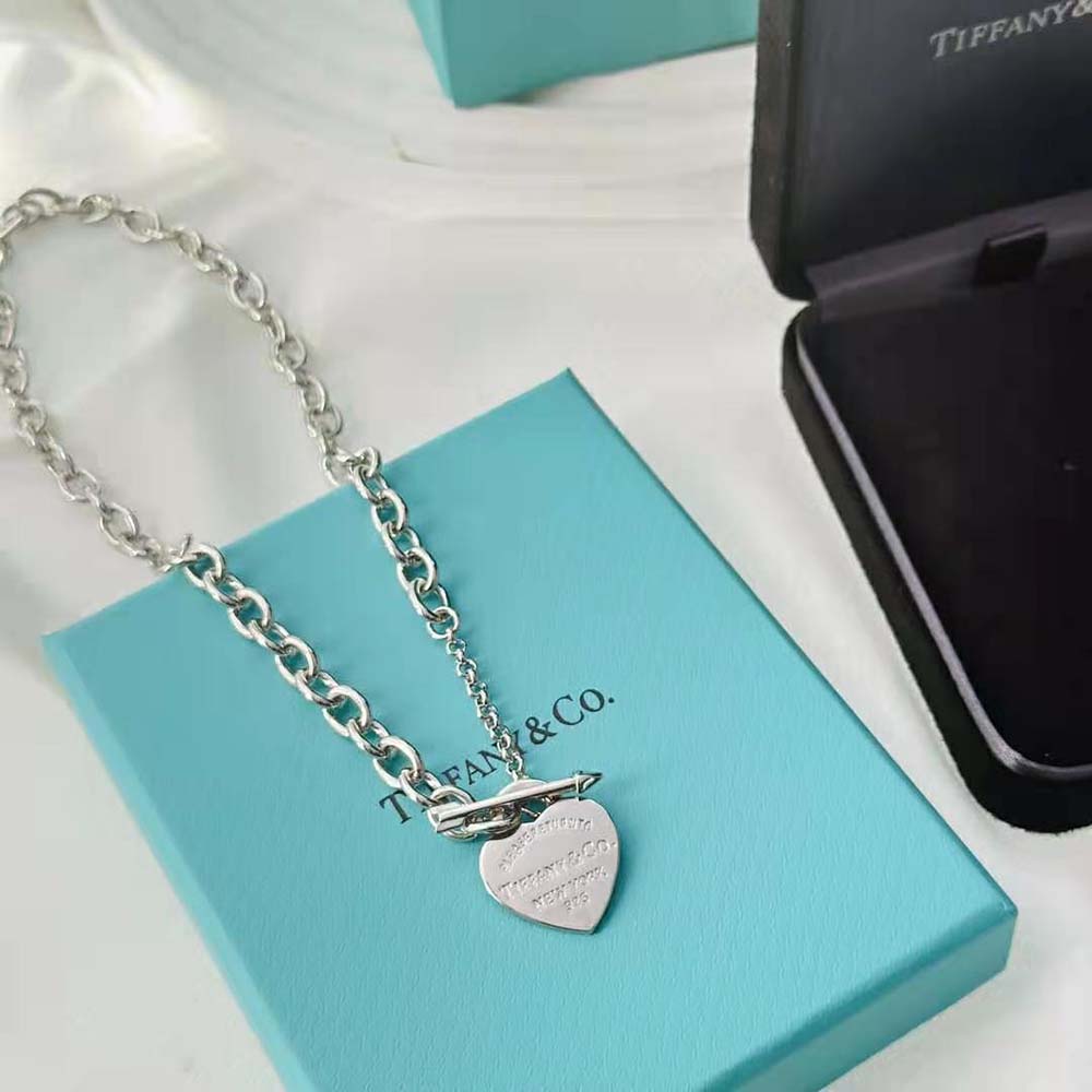 Tiffany Women Lovestruck Heart Tag Necklace in Silver Medium (4)