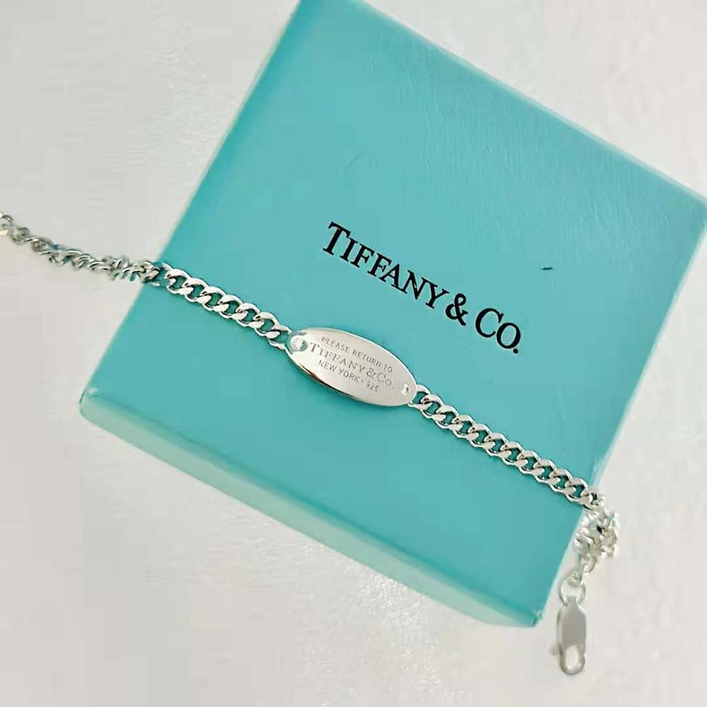 Tiffany Women Oval I.D. Bracelet in Sterling Silver with Diamonds (2)