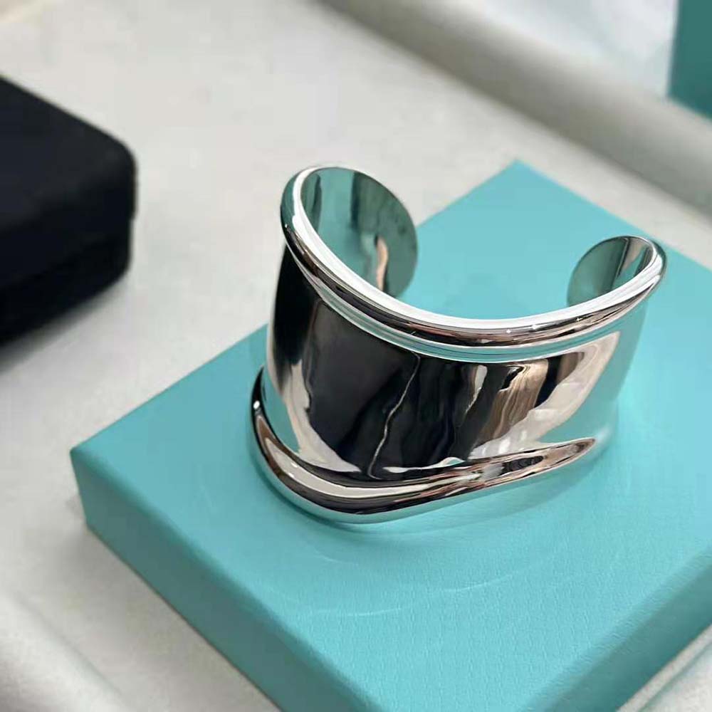 Tiffany Women Small Bone Cuff in Sterling Silver (5)