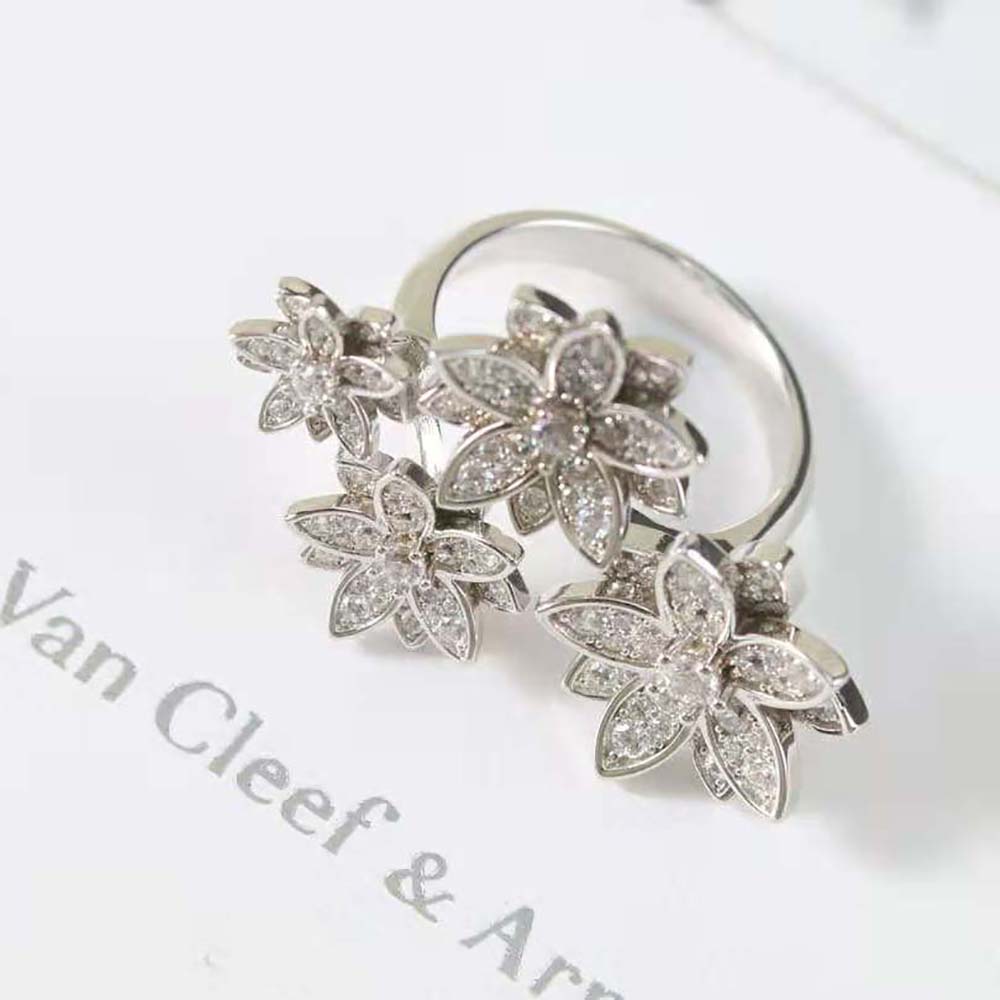 Van Cleef & Arpels Lady Lotus Between the Finger Ring 4 Flowers in White Gold (4)