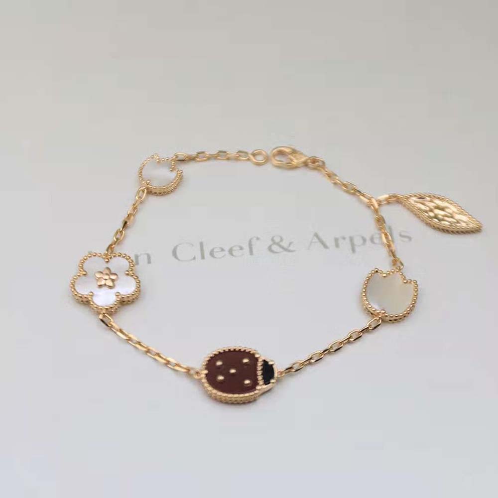 Van Cleef & Arpels Lady Lucky Spring Bracelet 5 Motifs (8)