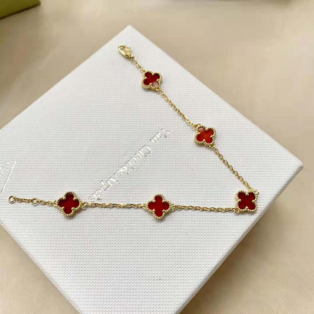 Van Cleef & Arpels Lady Vintage Alhambra Bracelet 5 Motifs-Red (3)