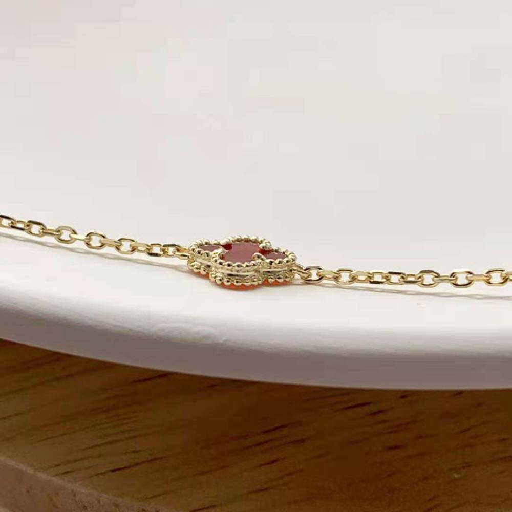 Van Cleef & Arpels Lady Vintage Alhambra Bracelet 5 Motifs-Red (9)