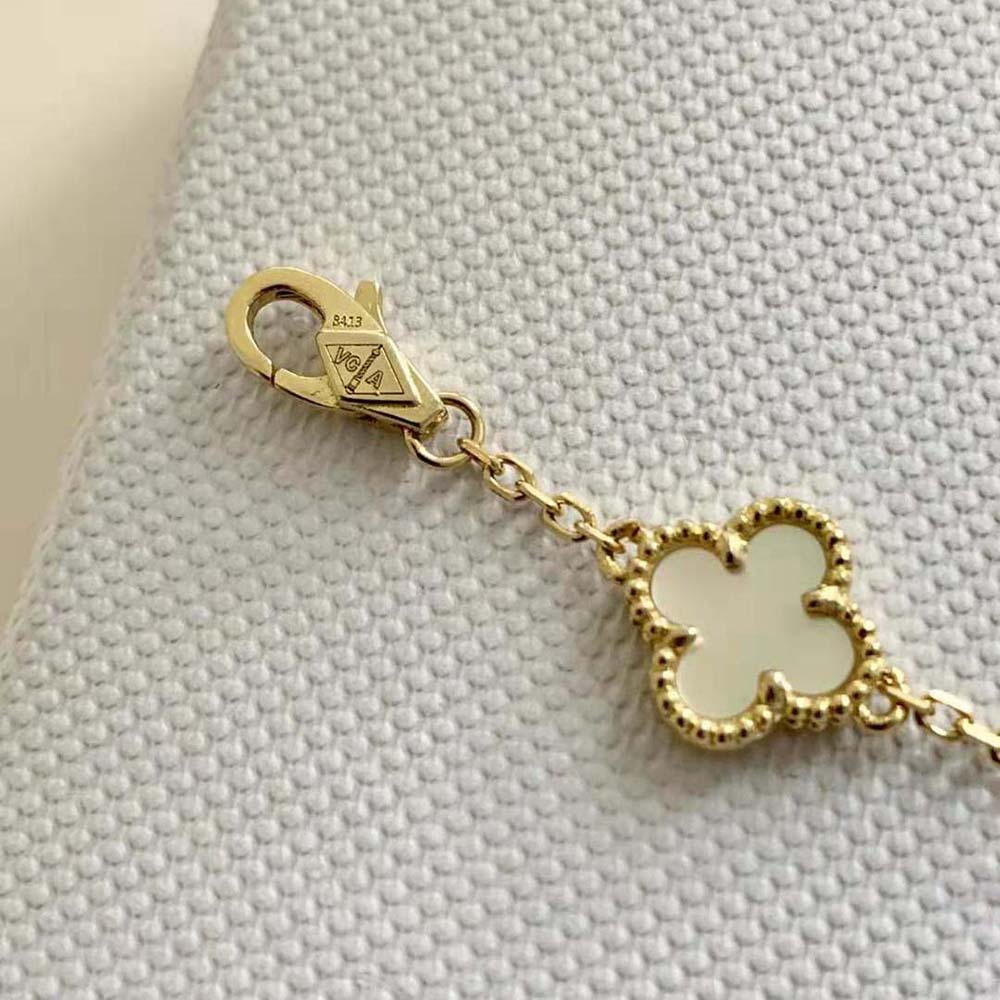 Van Cleef & Arpels Lady Vintage Alhambra Bracelet 5 Motifs-White (4)