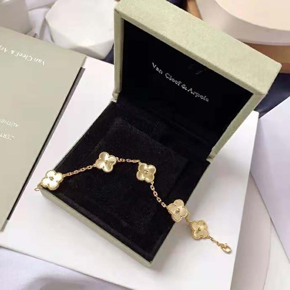 Van Cleef & Arpels Lady Vintage Alhambra Bracelet 5 Motifs in Yellow Gold (3)