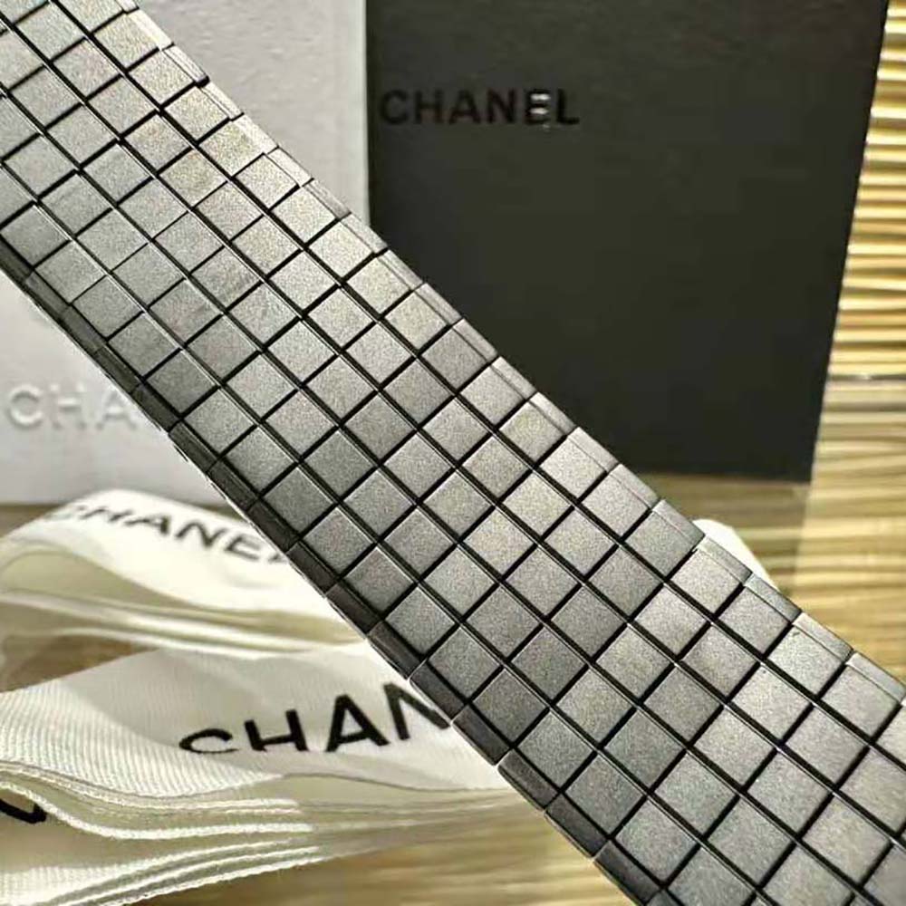 Chanel Women Code Coco Watch Quartz Movement in Steel and Black Ceramic (4)