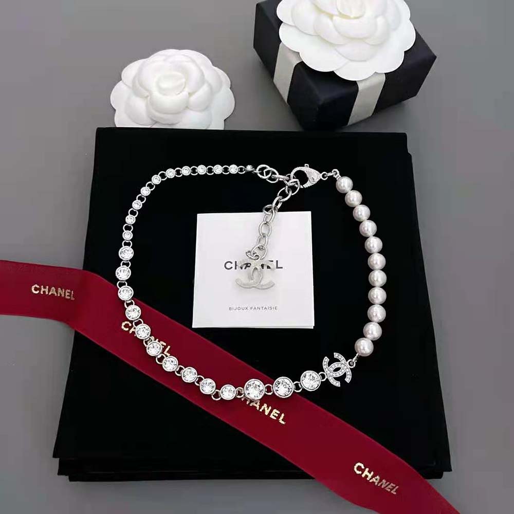 Chanel Women Necklace Metal Glass Pearls Strass (2)