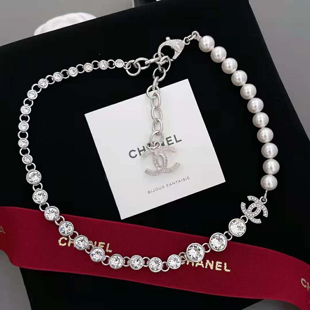 Chanel Women Necklace Metal Glass Pearls Strass (3)