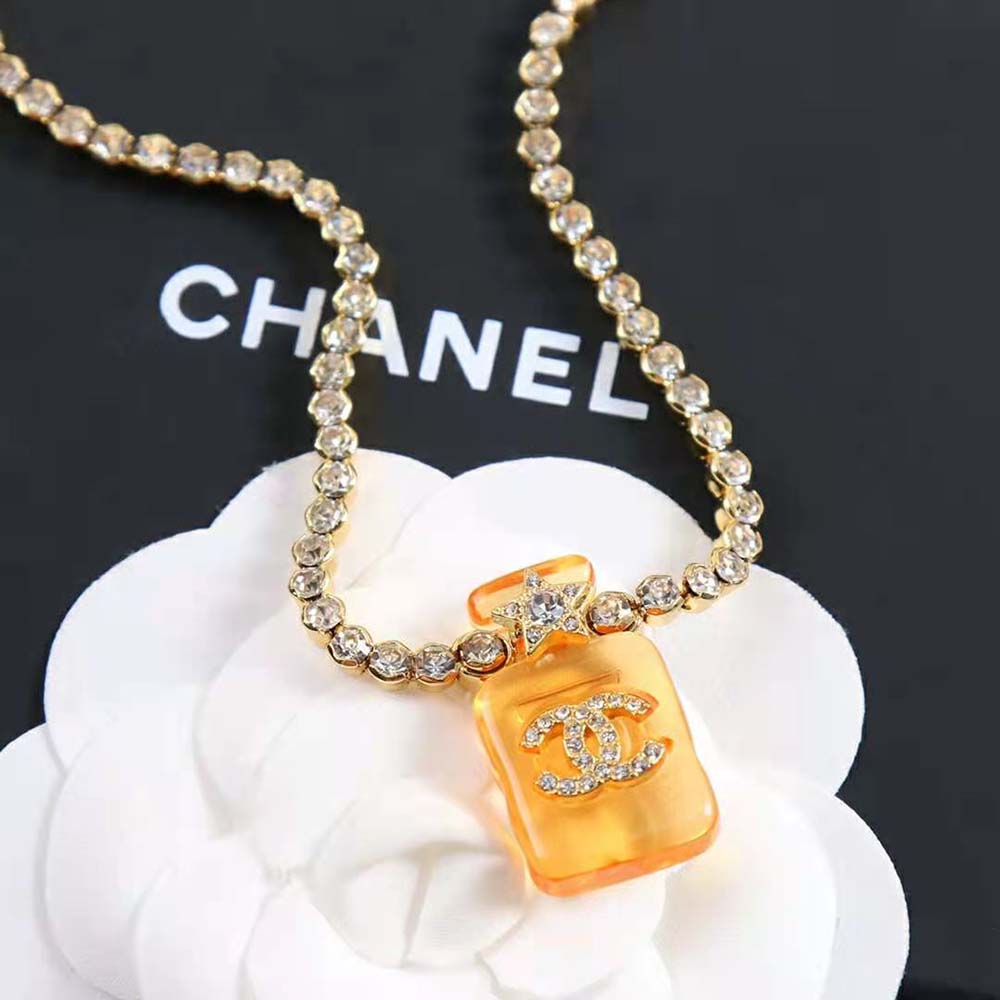 Chanel Women Necklace in Metal Resin & Strass (5)