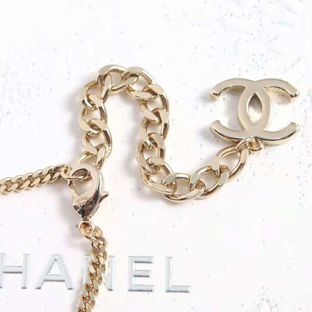 Chanel Women Pendant Necklace in Metal Strass & Imitation Pearls (7)