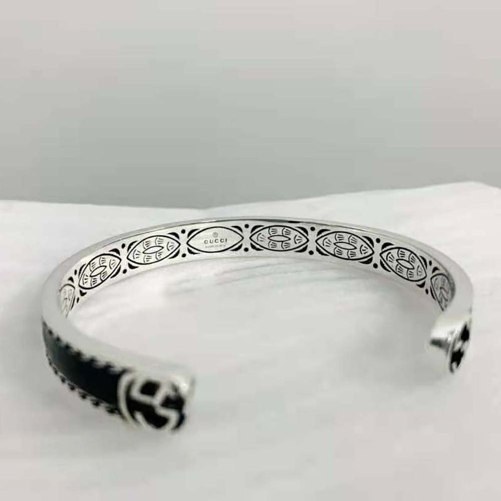 Gucci Women Bracelet with Interlocking G in Silver (2)