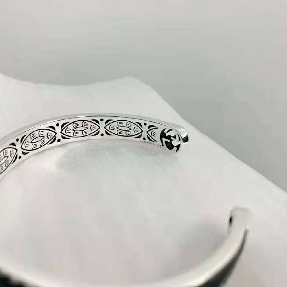 Gucci Women Bracelet with Interlocking G in Silver (3)