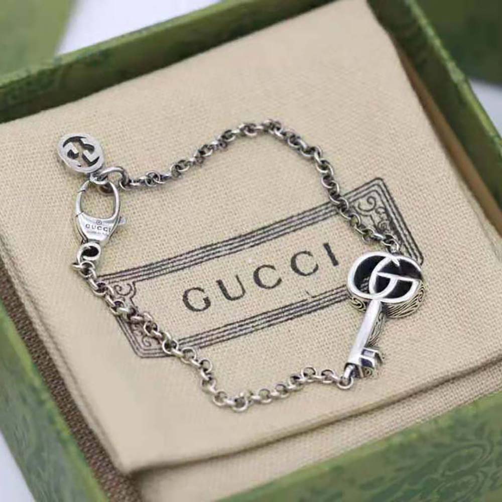 Gucci Women Double G Key Bracelet in Silver (2)
