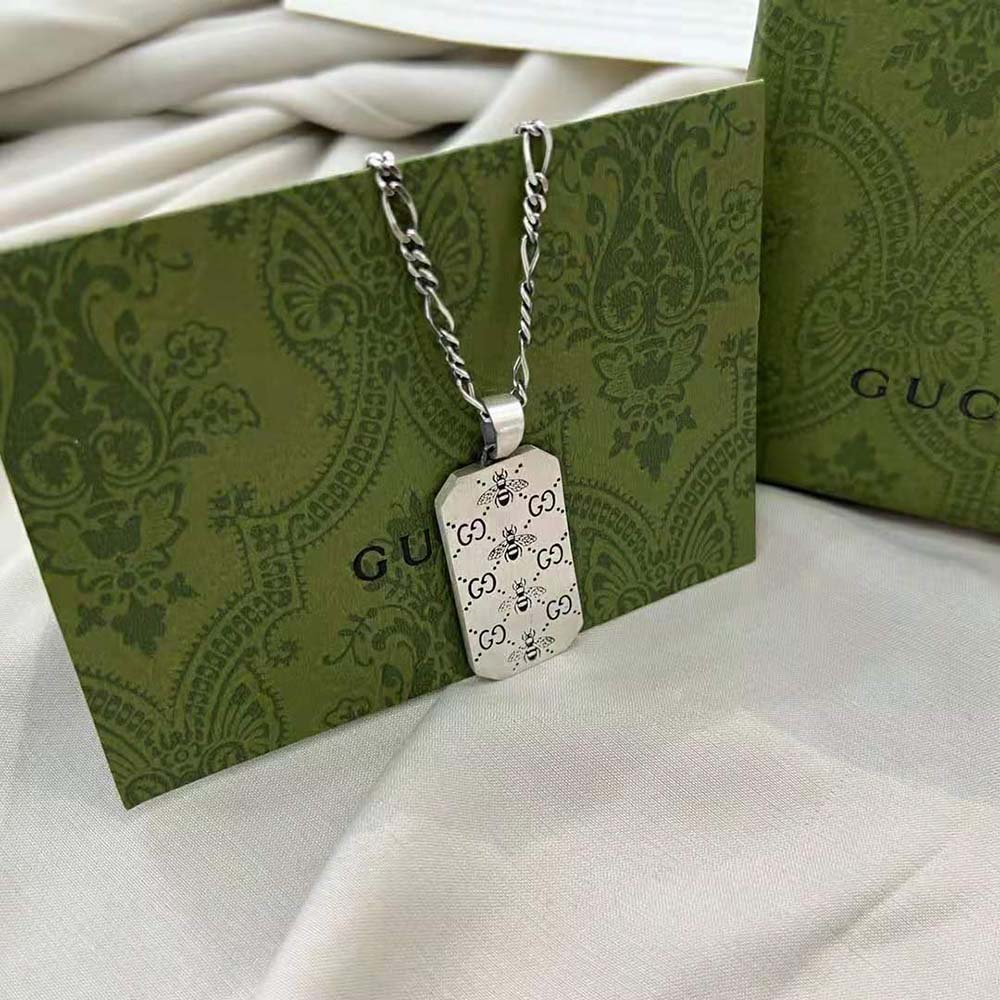 Gucci Women GG and Bee Engraved Pendant Necklace in Silver (2)