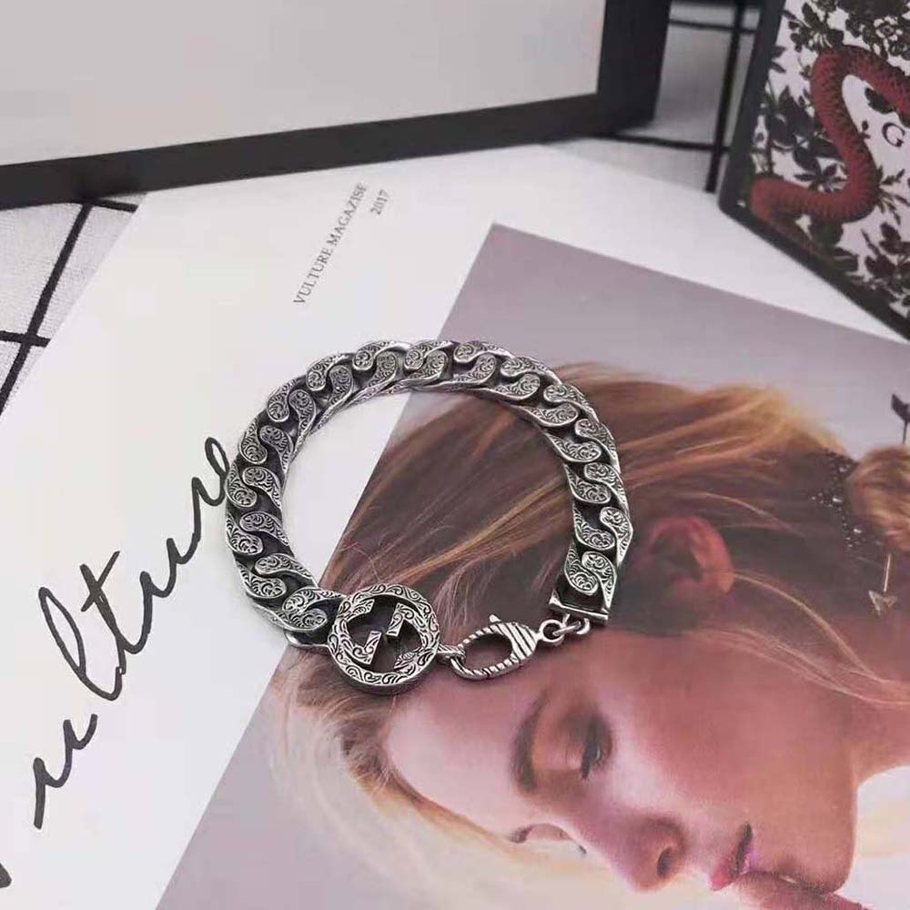 Gucci Women Interlocking G Chain Bracelet in Silver (2)
