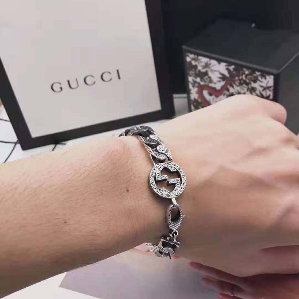 Gucci Women Interlocking G Chain Bracelet in Silver (3)
