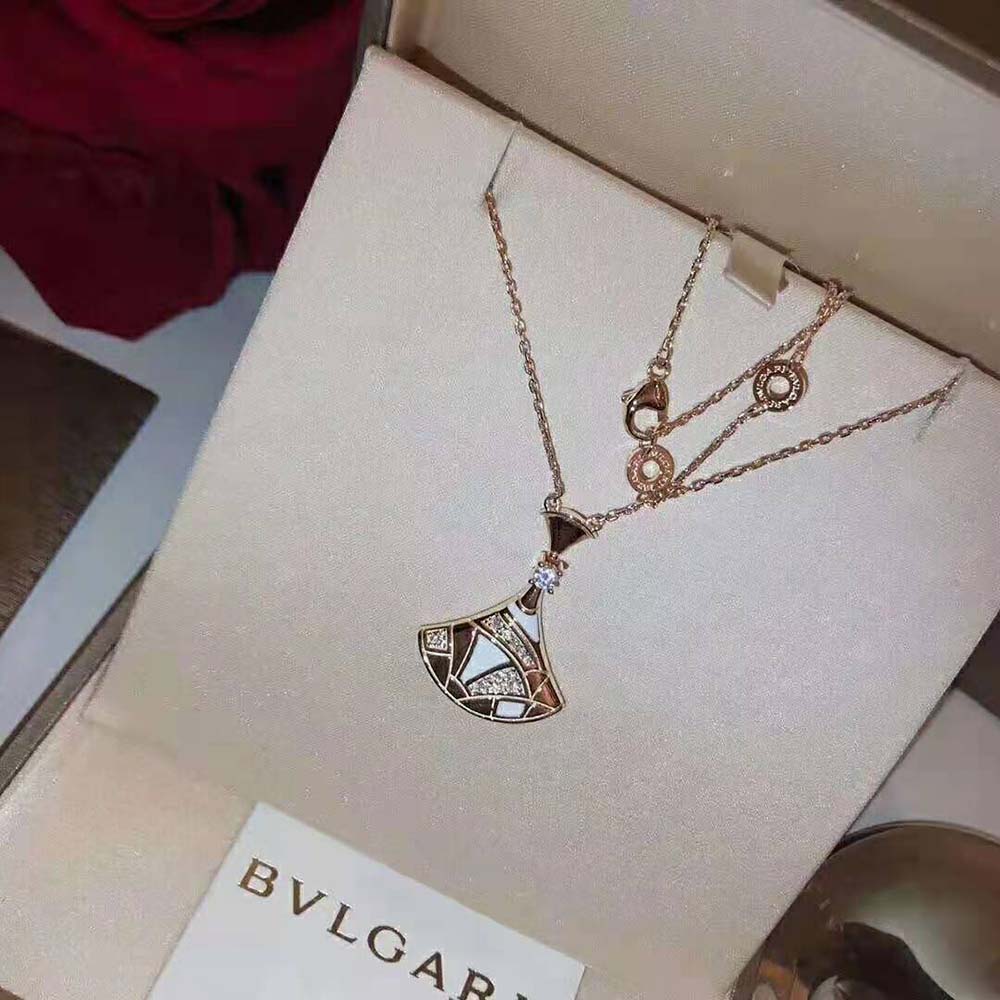 Bulgari DIVAS’ DREAM Necklace in 18 kt Rose Gold with Pendant (4)