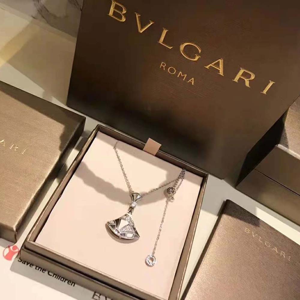 Bulgari DIVAS’ DREAM necklace in 18 kt White Gold with Pendant Set (6)