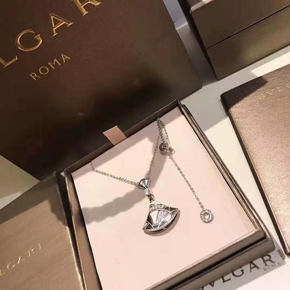 Bulgari DIVAS’ DREAM necklace in 18 kt White Gold with Pendant Set (7)