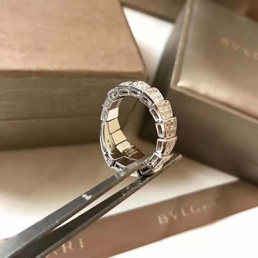 Bulgari Serpenti Viper One-coil Ring in 18 kt White Gold (2)