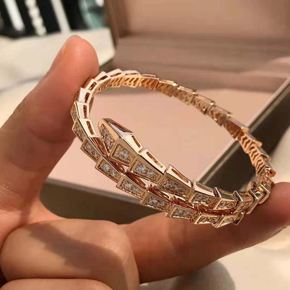 Bulgari Serpenti Viper One-coil Thin Bracelet in 18 kt Rose Gold and Full Pavé Diamonds (5)