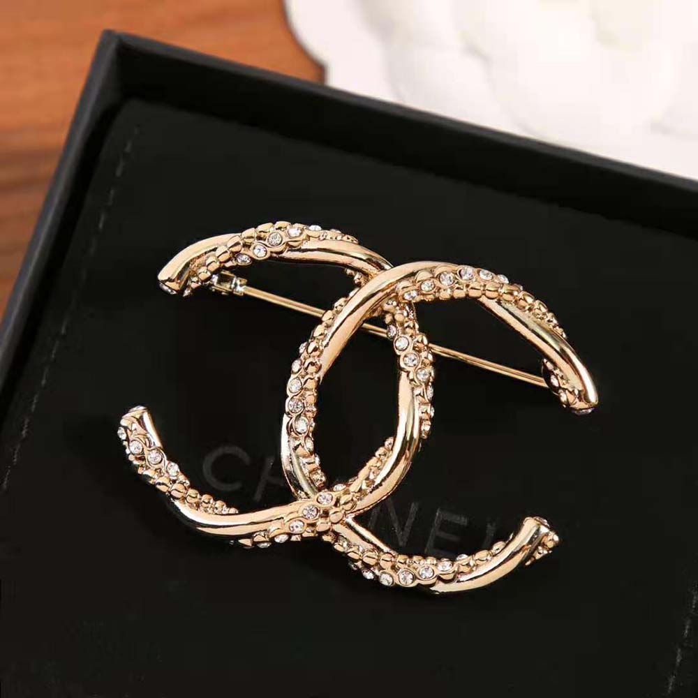 Chanel Women Brooch in Metal & Calfskin (5)